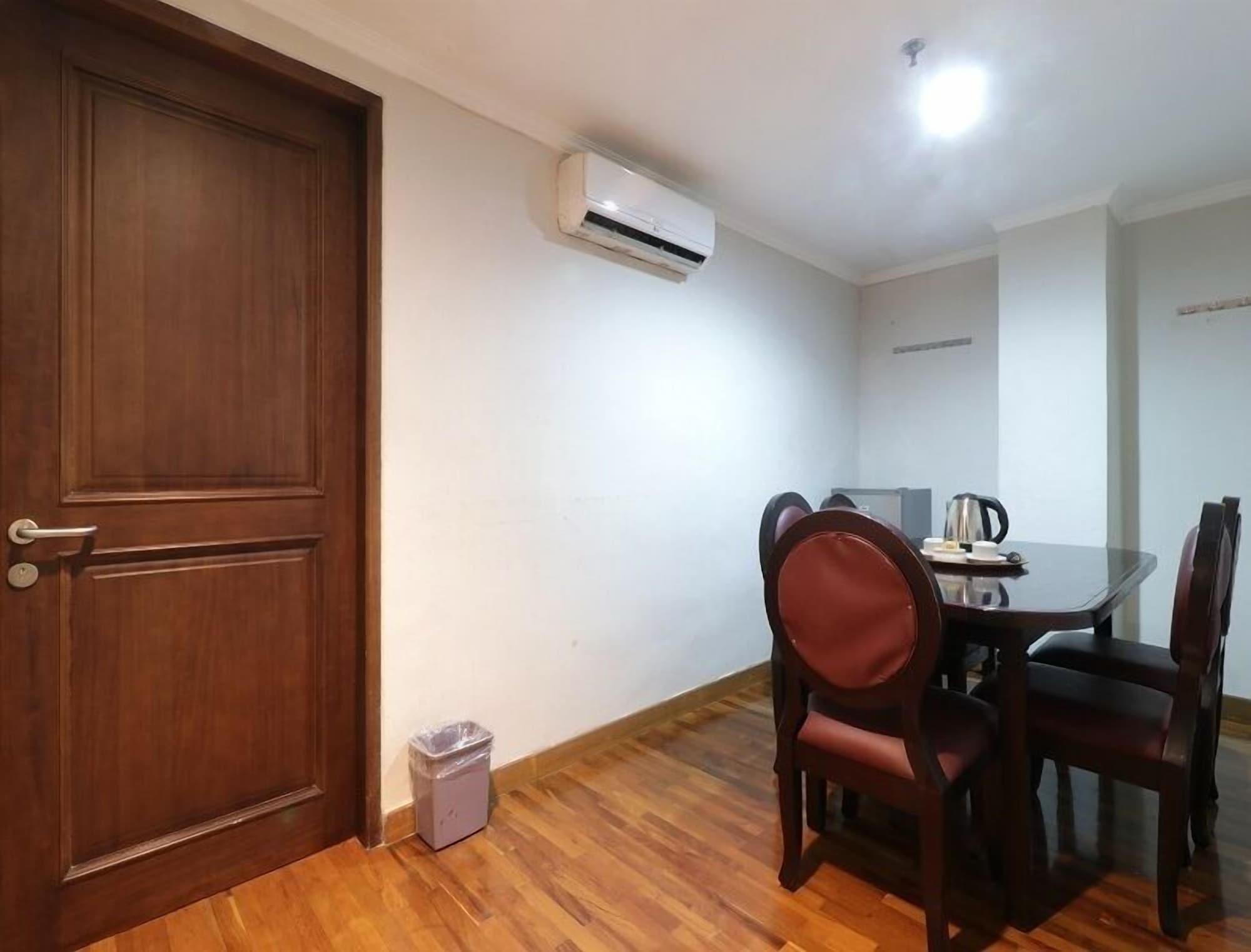 P Hotel ג'קרטה מראה חיצוני תמונה