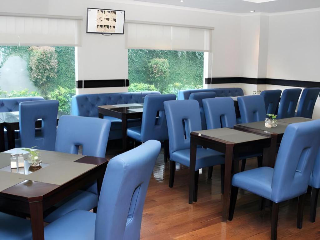 P Hotel ג'קרטה מראה חיצוני תמונה